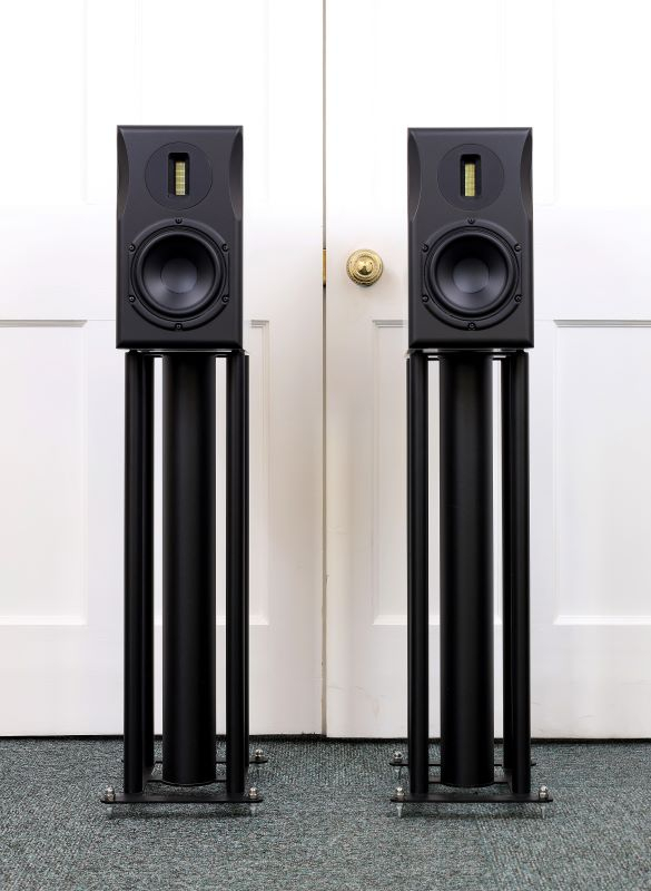 Neat Ministra speakers