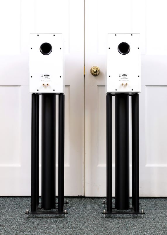 Neat Ministra speakers