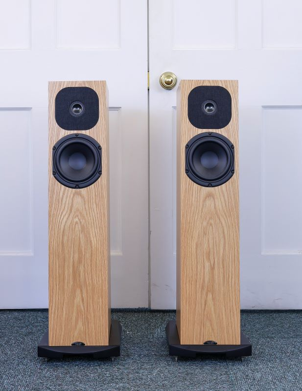 Neat Motive SX2 speakers