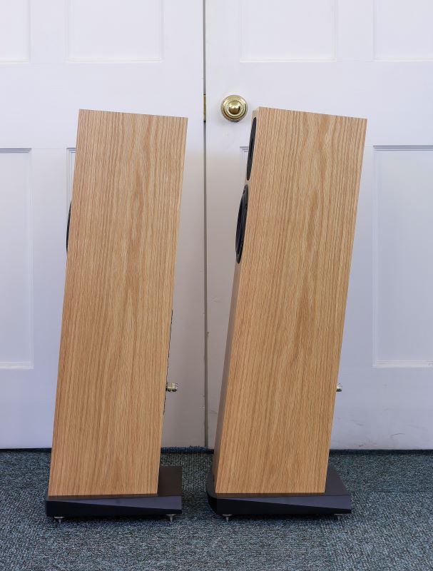 Neat Motive SX2 speakers