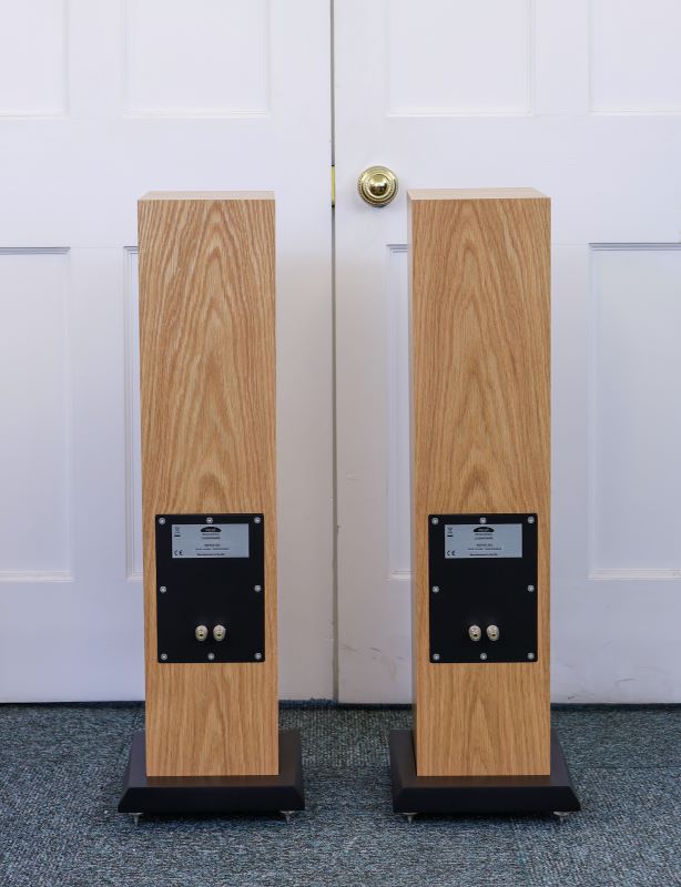 Neat Motive SX2 speakers