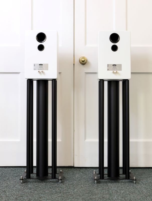 Neat Petite Classic speakers