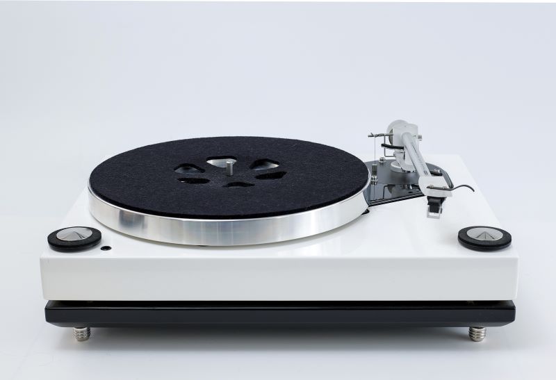 Roksan Xerxes 20 Plus Nima turntable